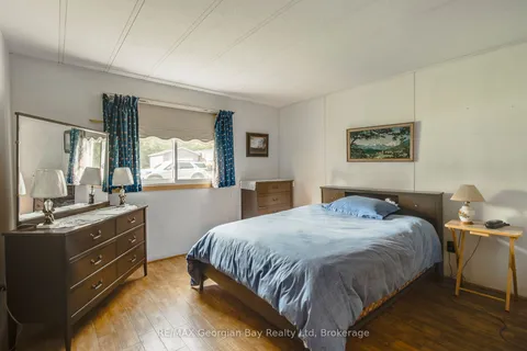 5263 Elliott Side Road, ON L4R 4K3