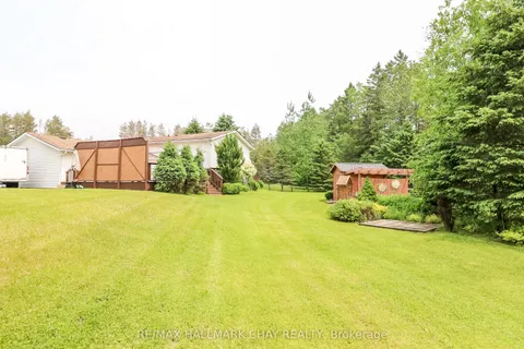 19 Crystalwood Lane, ON L9X 0K3