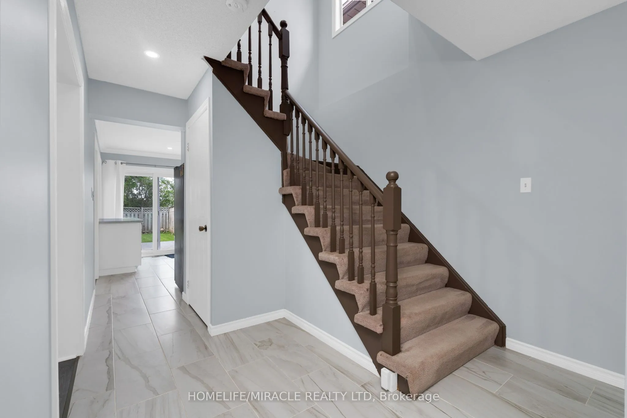392 Livingstone Street, ON L4N 7M9