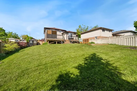 2 Chestnut Place, ON L3V 7N9