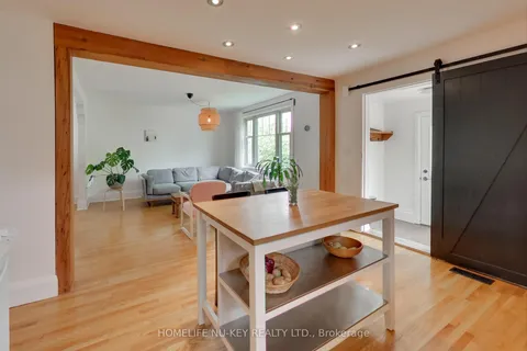 4 MULHOLLAND Street, ON L4N 1X2