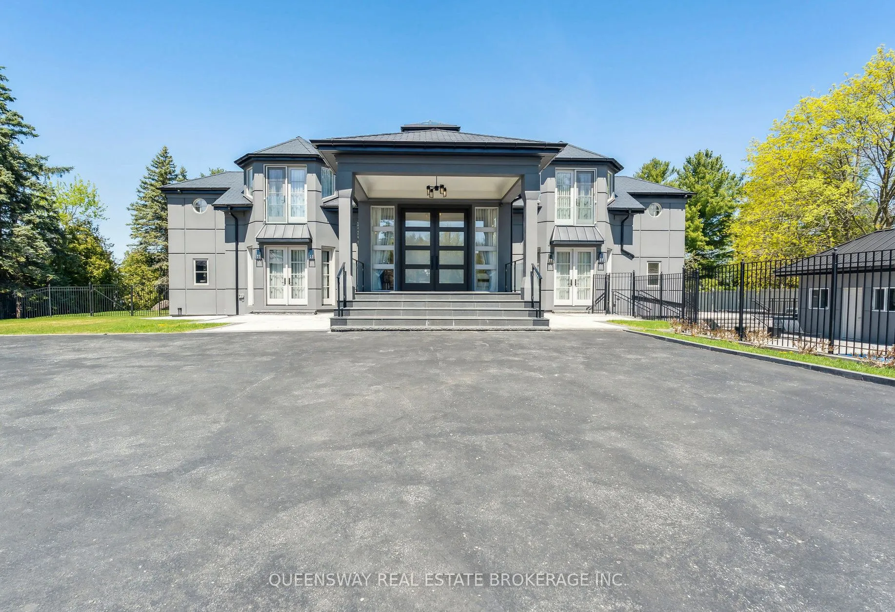 36 Pioneer Trail, ON L4N 0T8