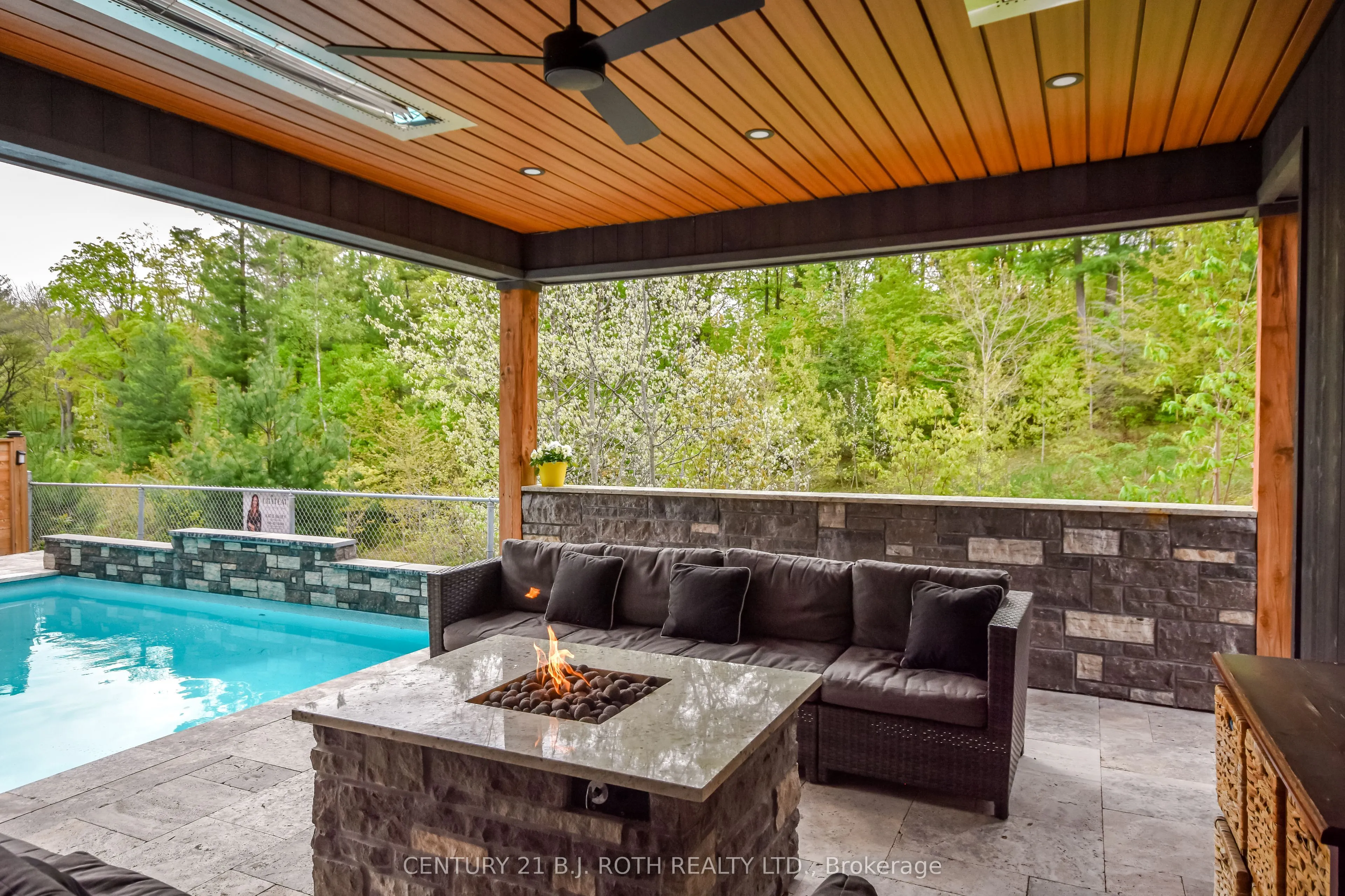 61 Muirfield Drive, ON L4N 6J9