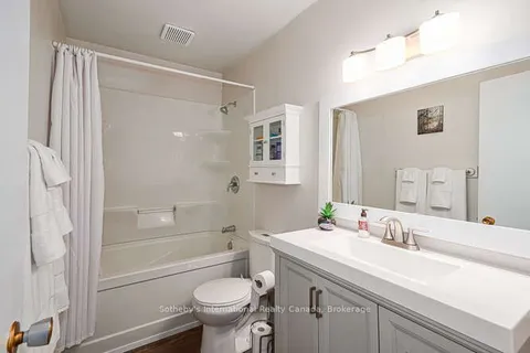 29 COURTICE Crescent, ON L9Y 4N7