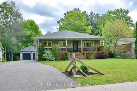 75 40th Street, ON L9Z 1Z9