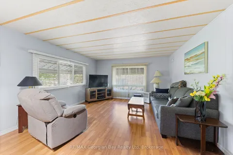 3 Lakeshore Road, ON L4R 0B9