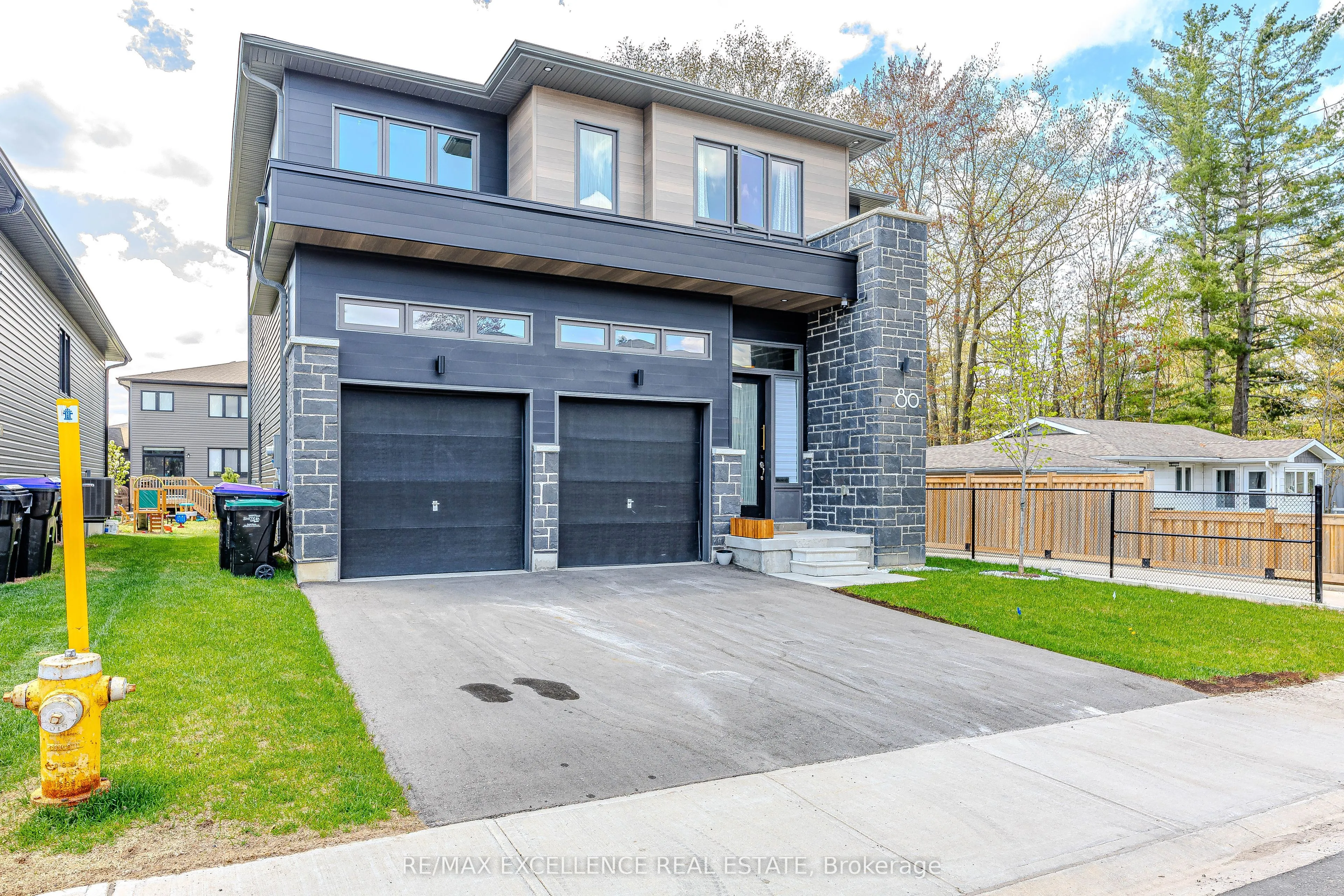 80 Berkely Street, ON L9Z 0K5