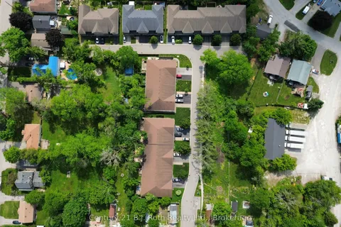 20 Taylor Drive, ON L3V 0C7