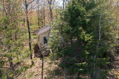 185 WOODLAND Trail, ON L0K 1S0
