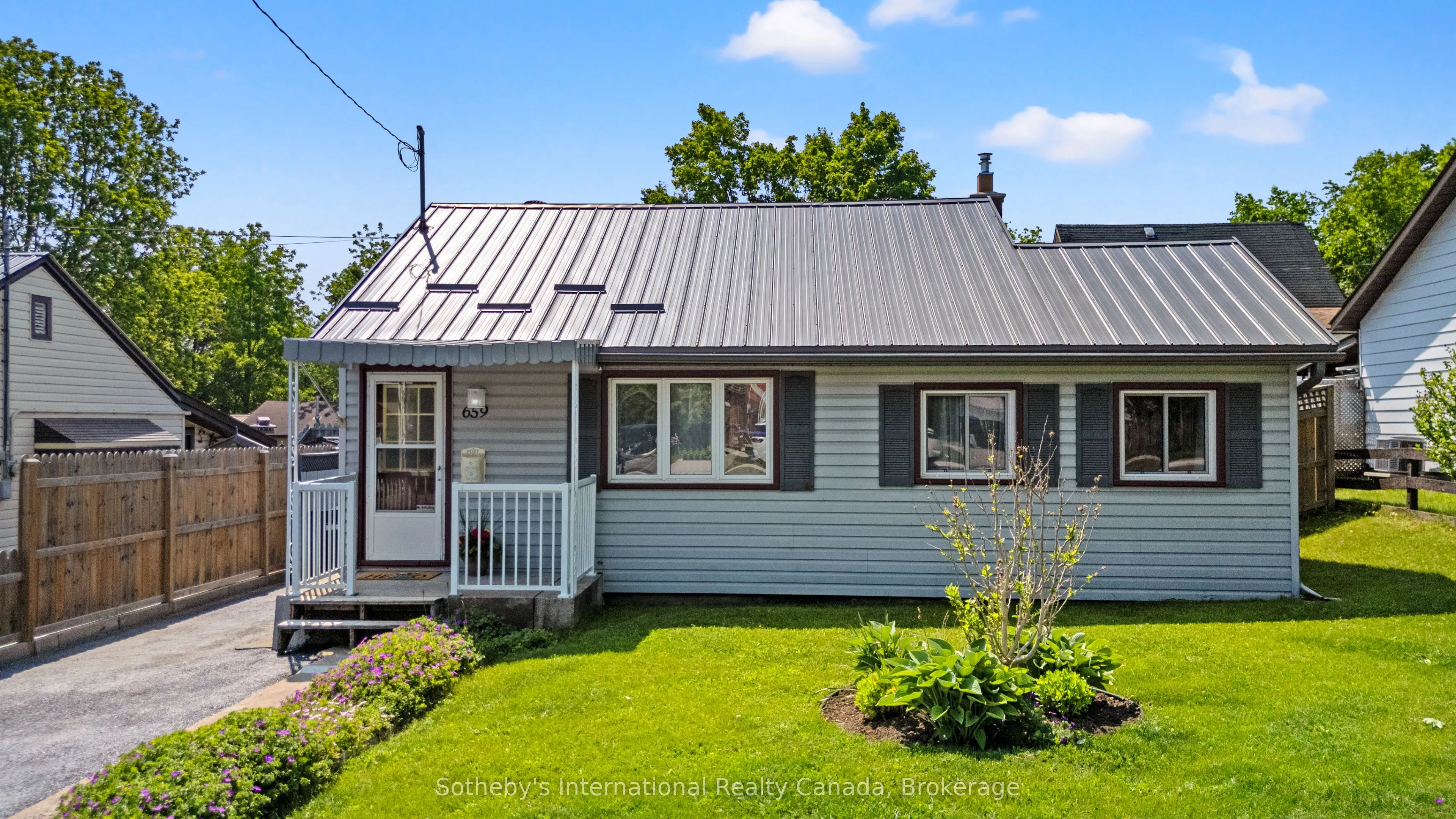 659 Victoria Street, ON L4R 1A8