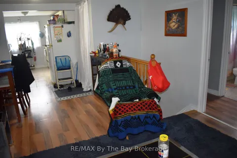 810 River Road, ON L9Z 2M7