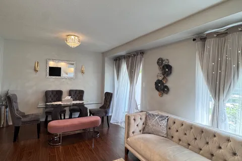 75 Prince William Way, ON L4N 7P5