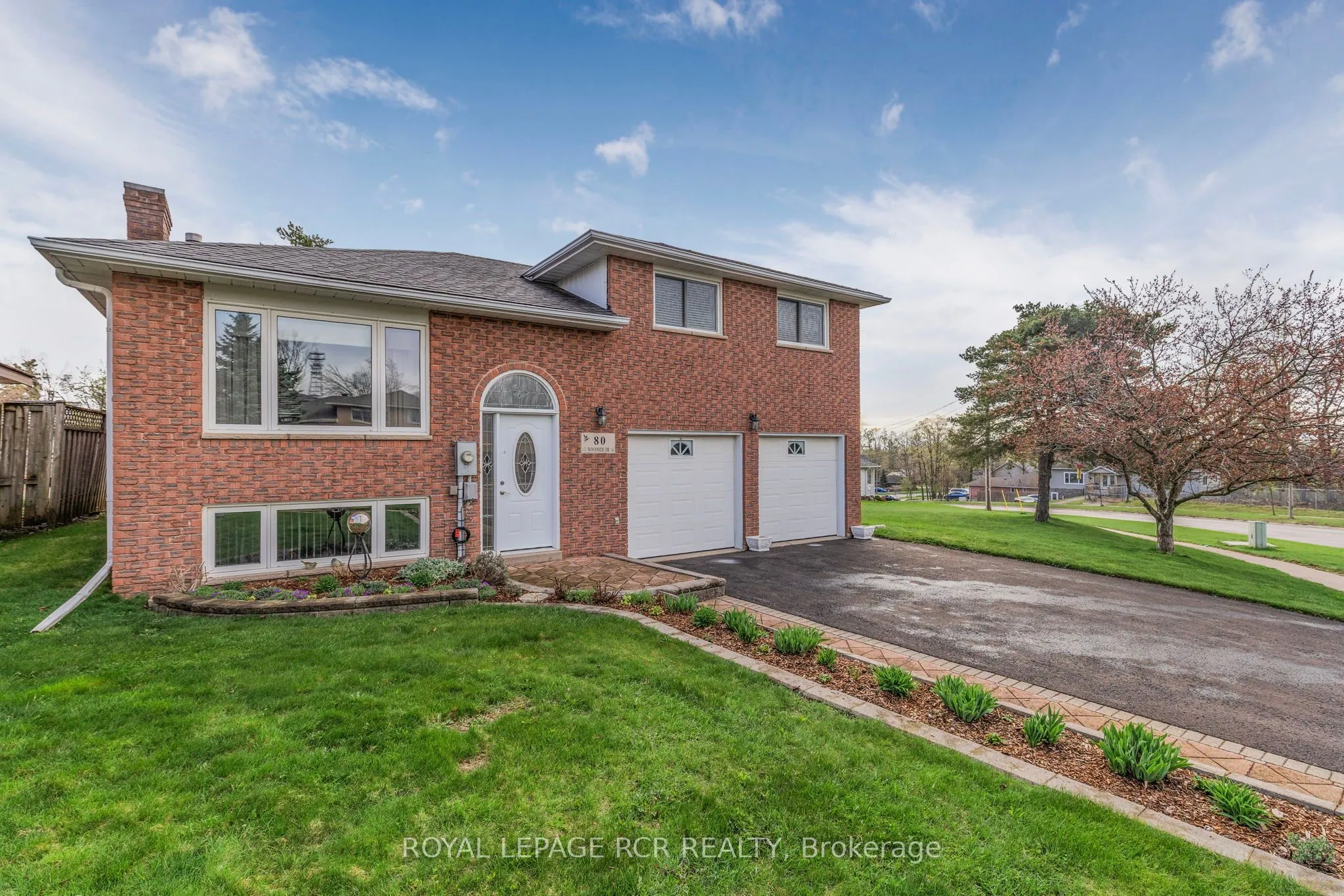 80 Woodside Drive, ON L3V 7N9