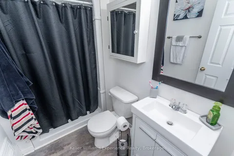 20 Yonge Street, ON L0L 1P0