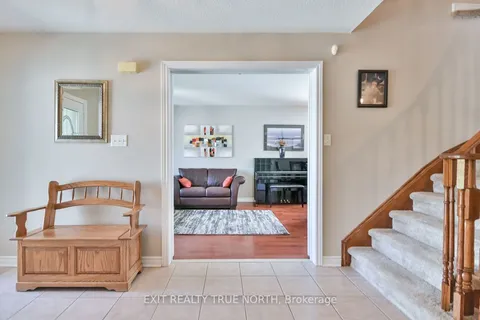 5 Newberry Court, ON L4N 0M9