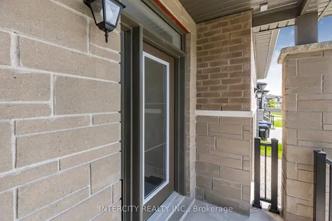 78 Season Crescent, ON L9Z 0M5