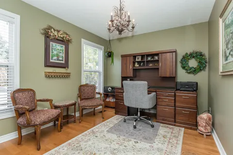 4043 Digby Drive, Severn, ON L3V 0X4