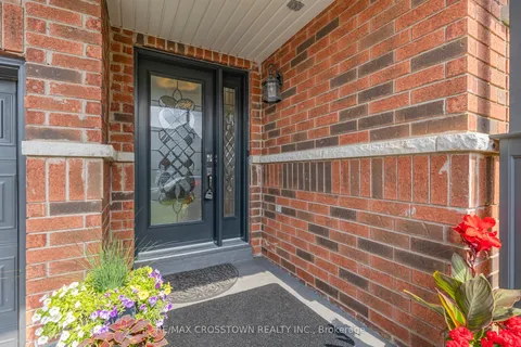 103 Diana Way, ON L4M 7J2