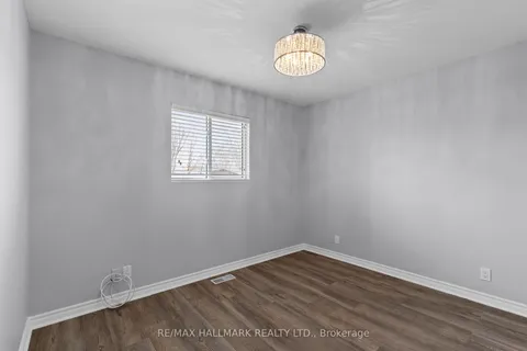 13 Pinetree Court, ON L0K 1B0