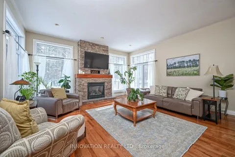 28 LADDIE Lane, ON L9X 0C3