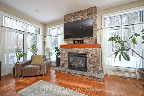 28 LADDIE Lane, ON L9X 0C3