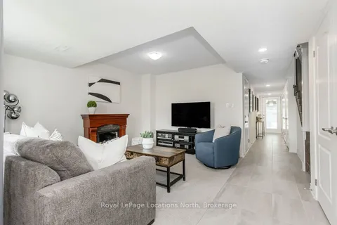 14 Abby Drive, ON L9Z 0K1