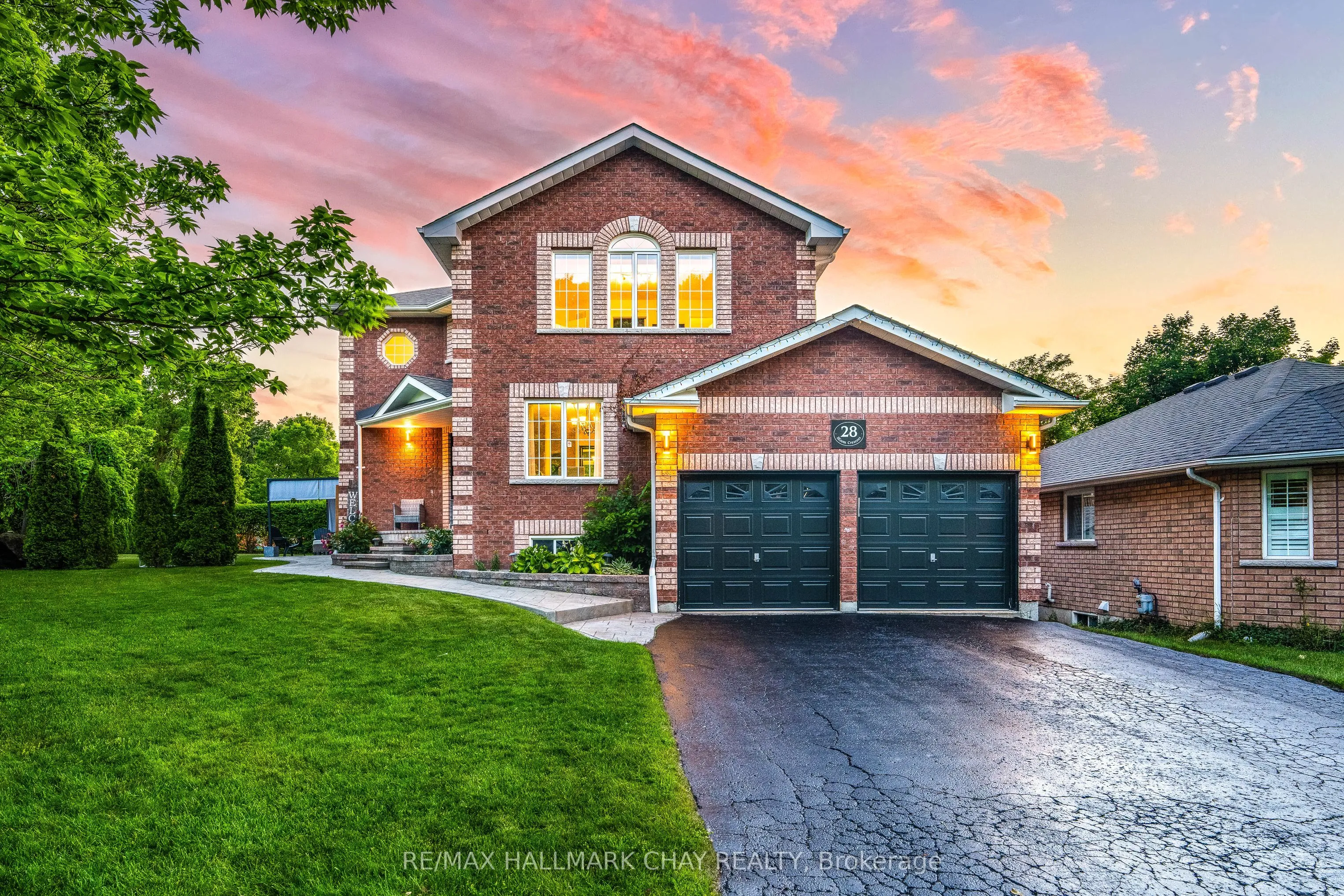 28 Bloom Crescent, ON L4N 0S8