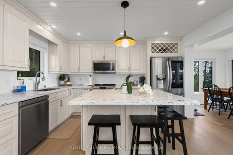 95 lakeshore Road, ON L0L 2E0