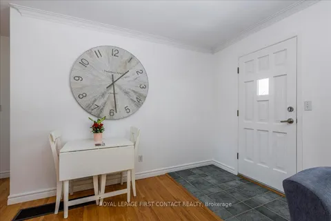 591 Oak Street, ON L9Y 2Z2