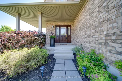54 Chamberlain Crescent, ON L9Y 0C9