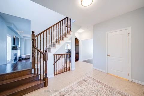 54 Chamberlain Crescent, ON L9Y 0C9