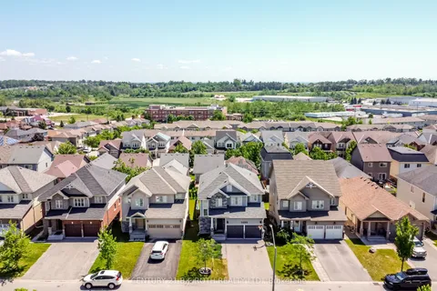 3089 Emperor Drive, ON L3V 6H2