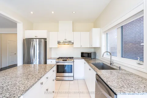 175 Muirfield Drive, ON L4N 5E9
