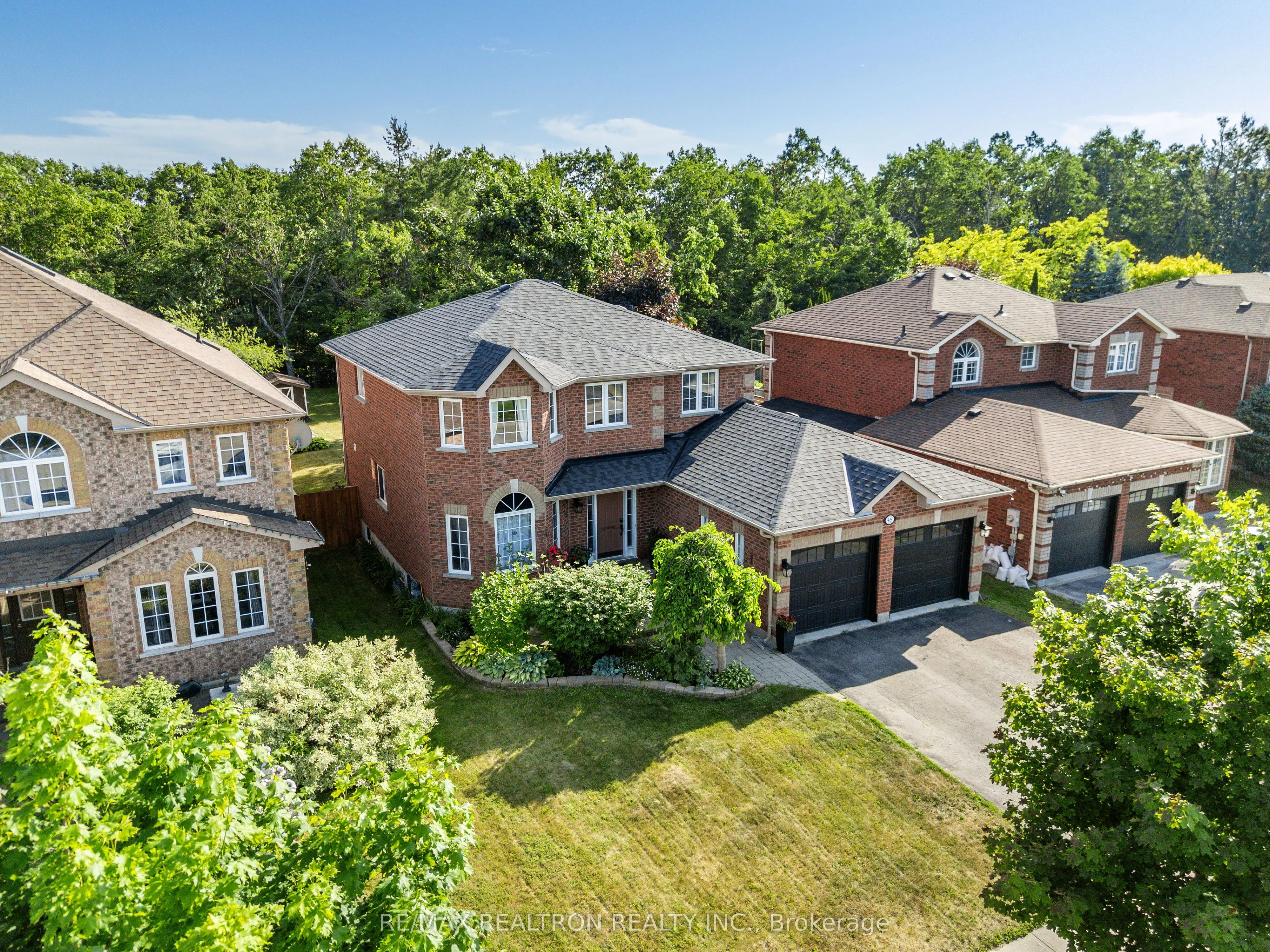 45 White Elm Road, ON L4N 0E5