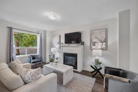 45 White Elm Road, ON L4N 0E5
