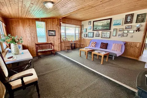 2644 Lakeshore Drive, ON L0K 1B0