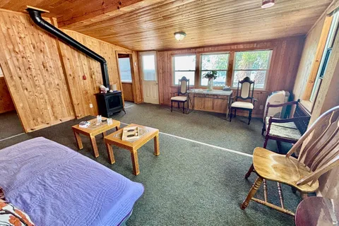 2644 Lakeshore Drive, ON L0K 1B0