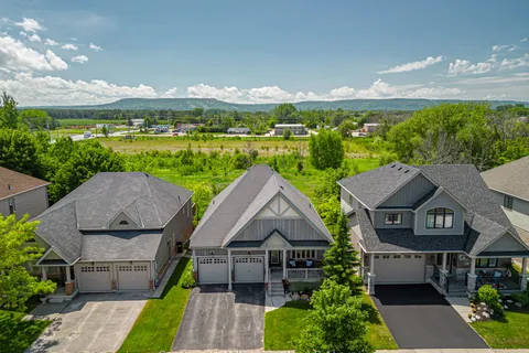 19 Hughes Street, ON L9Y 0W7