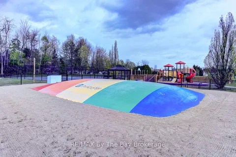 85 THEME PARK Drive, ON L9Z 1X7