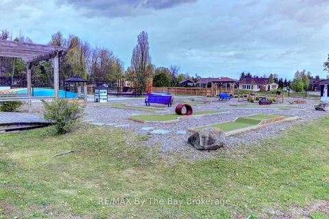 85 THEME PARK Drive, ON L9Z 1X7