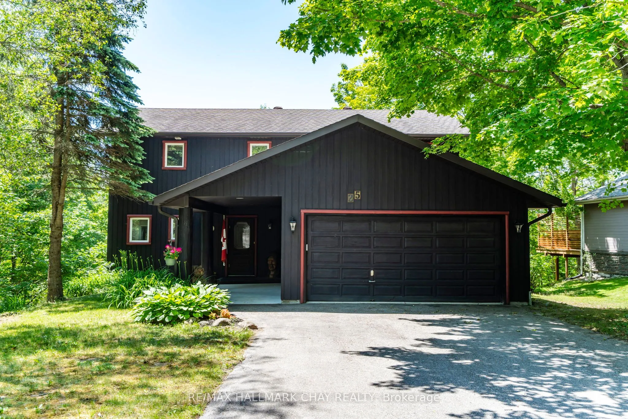 25 Cathedral Pines Road, ON L4M 4Y8