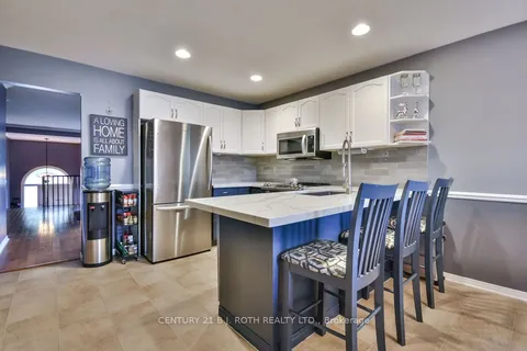 56 Monique Crescent, ON L4M 6Y4