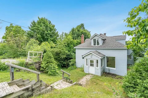 79 Poyntz Street, ON L9M 1N9