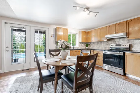 10 Nugent Court, ON L4N 7A9