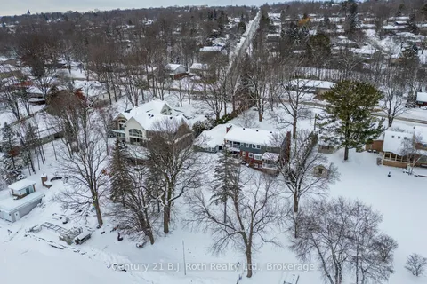 330 Bay Street, ON L3V 3X4