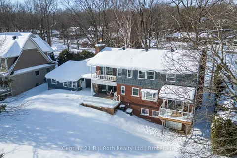 330 Bay Street, ON L3V 3X4