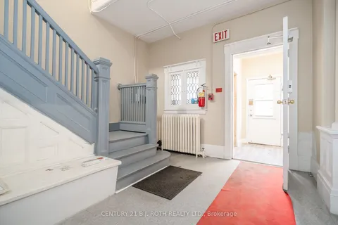 63 Mcdonald Street, ON L4M 1P4