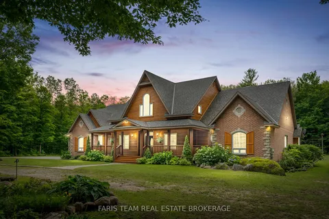 697 Lafontaine Road, ON L9M 0S5