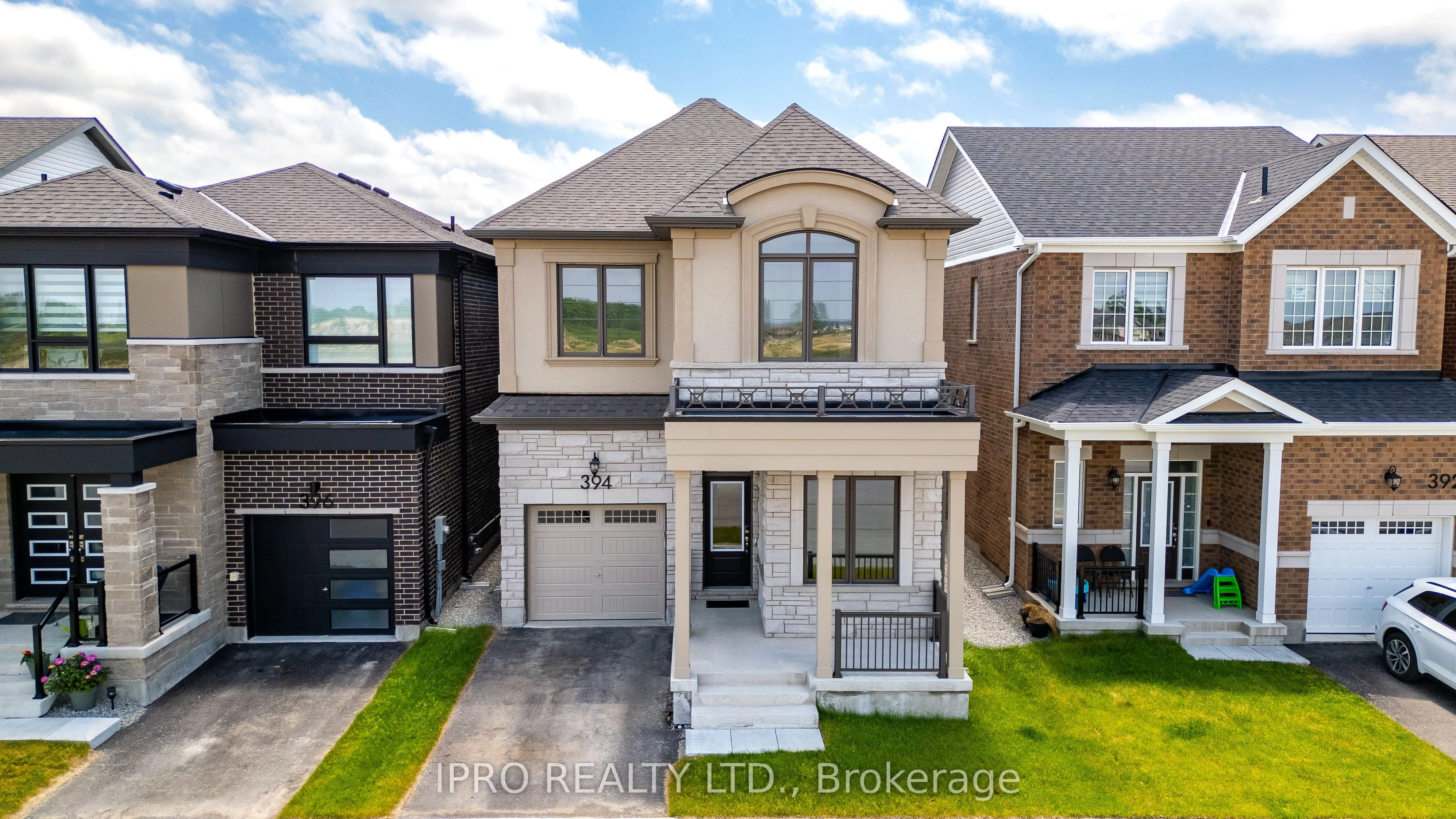 394 Madelaine Drive, ON L9J 0Y5