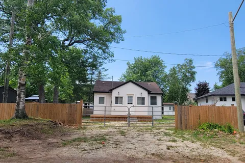 16 73rd Street, ON L9Z 2X6